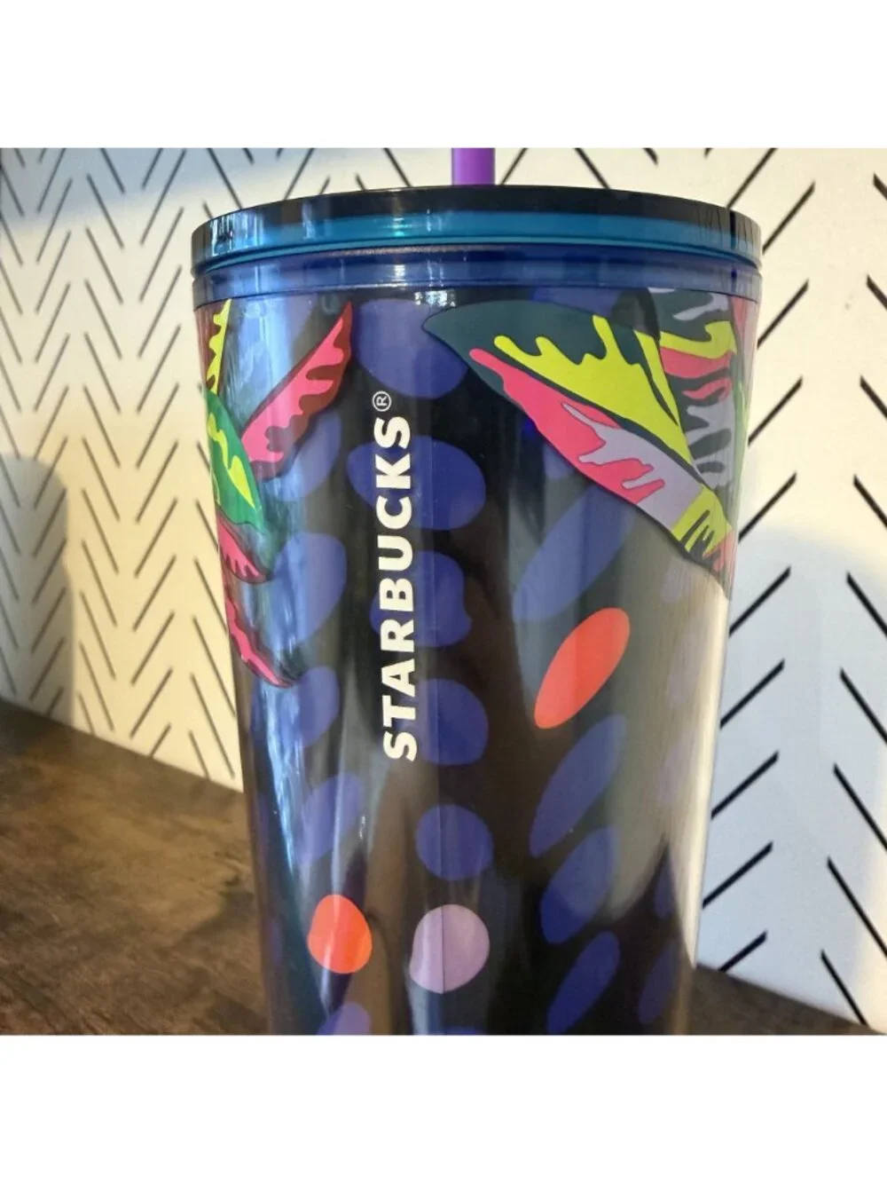Starbucks Summer 2023 Floral Leaves Venti Cold Cup Tumbler Tropical 24oz Straw
